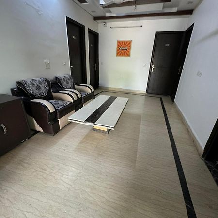 Parkview Residency Hotel Gurgaon Exterior photo