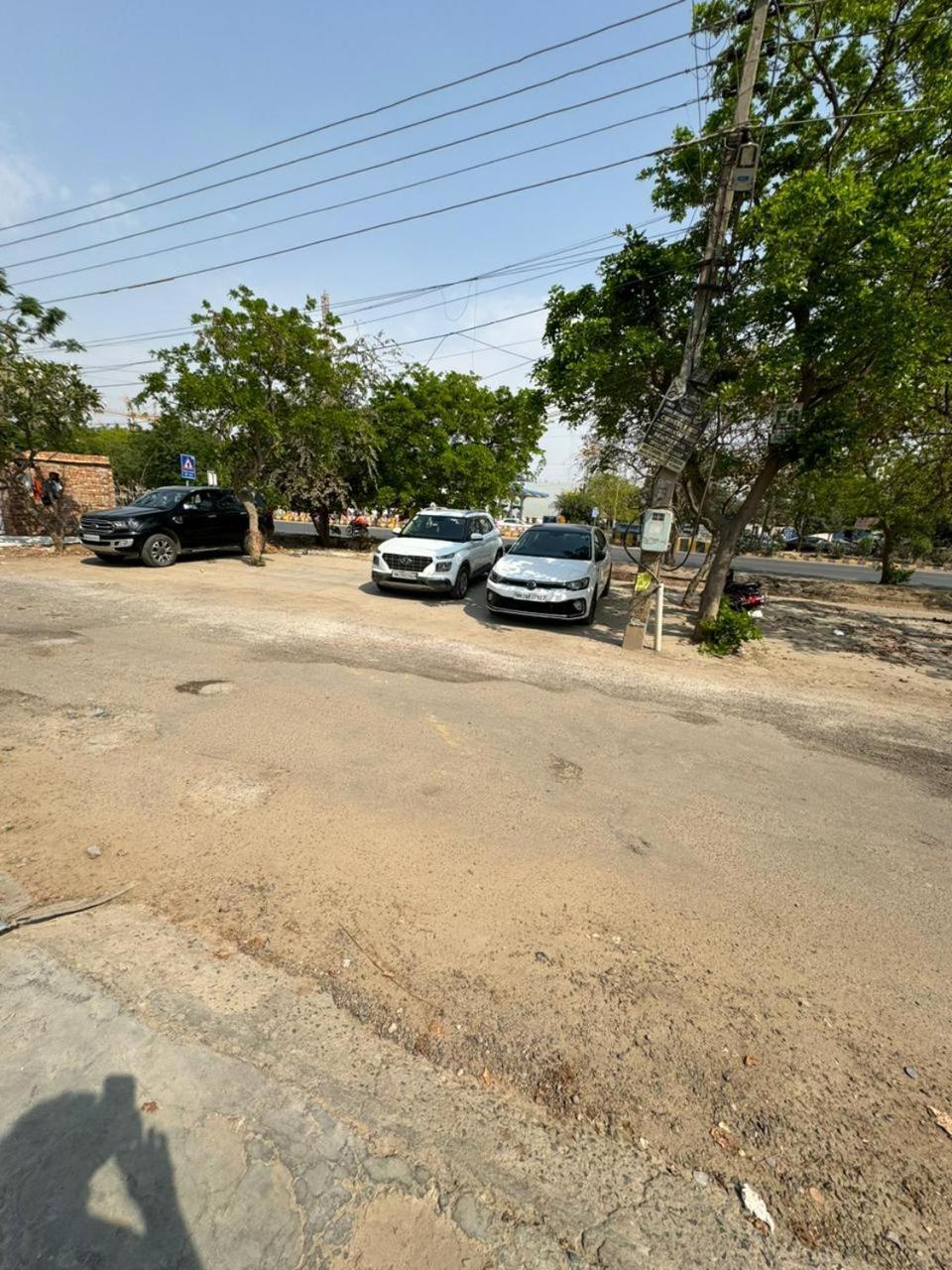 Parkview Residency Hotel Gurgaon Exterior photo